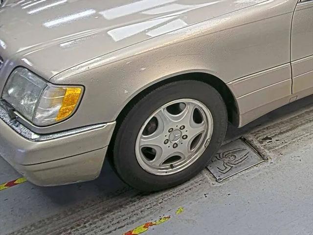 1997 Mercedes-Benz S 320 Base LWB