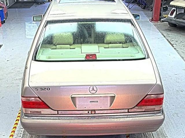1997 Mercedes-Benz S 320 Base LWB