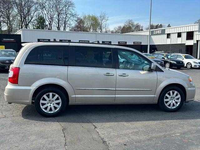 2015 Chrysler Town & Country Touring