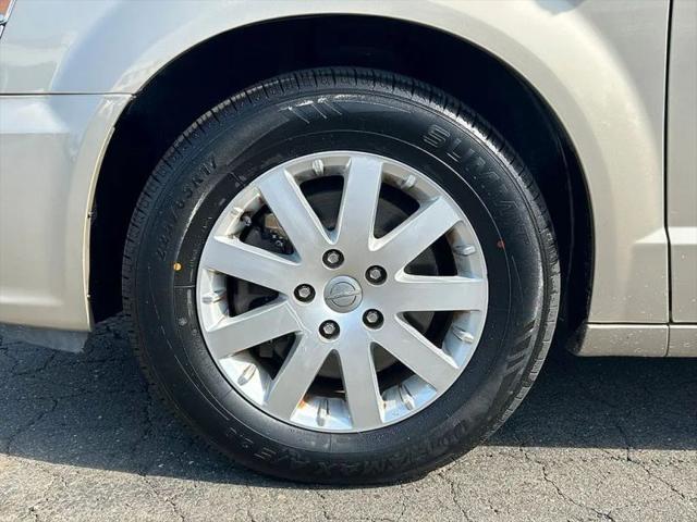 2015 Chrysler Town & Country Touring