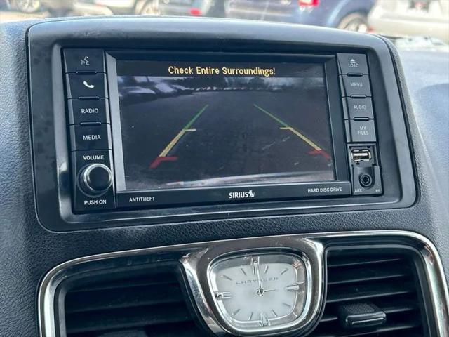 2015 Chrysler Town & Country Touring