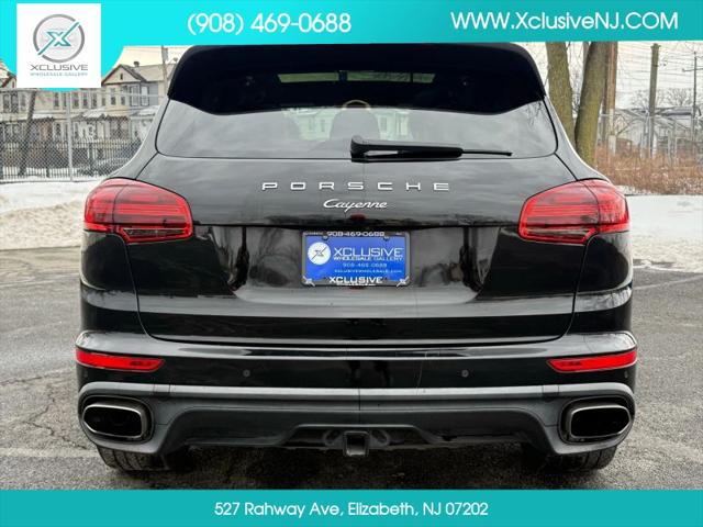 2017 Porsche Cayenne Platinum Edition