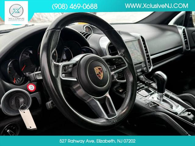 2017 Porsche Cayenne Platinum Edition