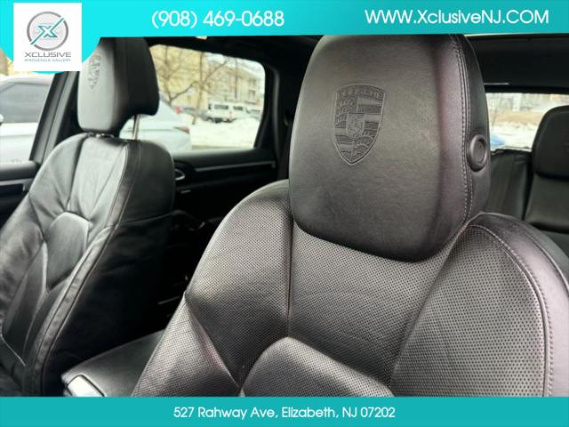 2017 Porsche Cayenne Platinum Edition
