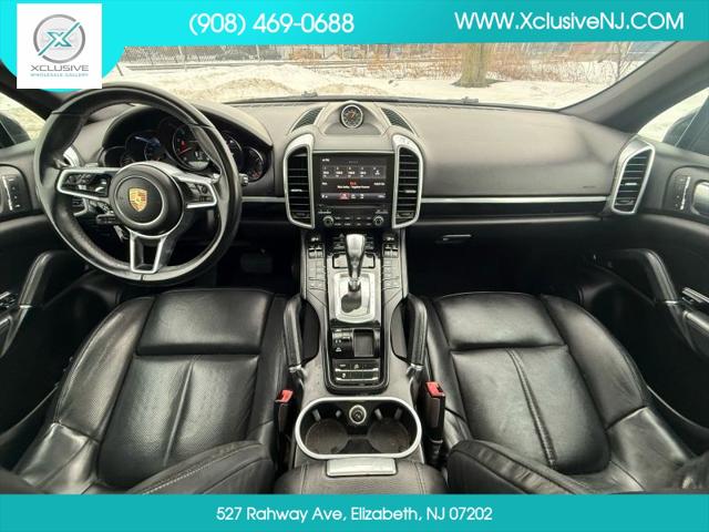 2017 Porsche Cayenne Platinum Edition