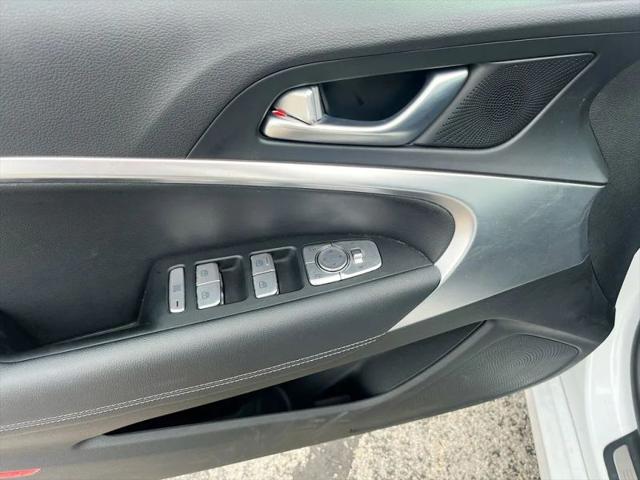 2025 Genesis G70 2.5T RWD