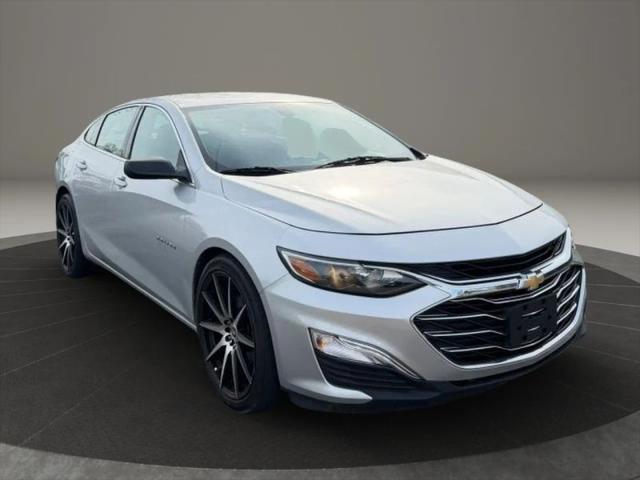 2019 Chevrolet Malibu 1FL for sale in Redford, MI