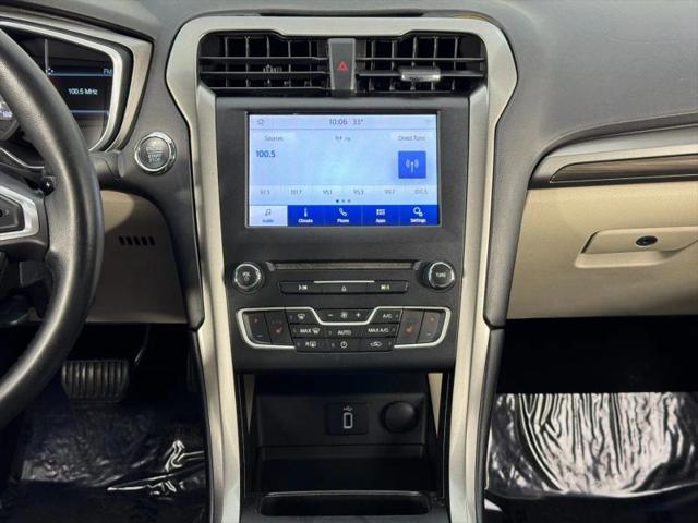 2017 Ford Fusion SE