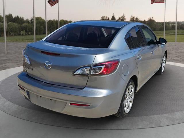 2013 Mazda Mazda3 i SV
