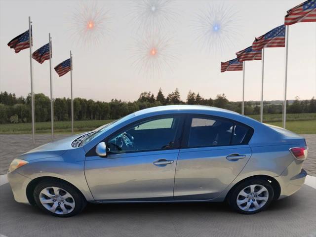 2013 Mazda Mazda3 i SV