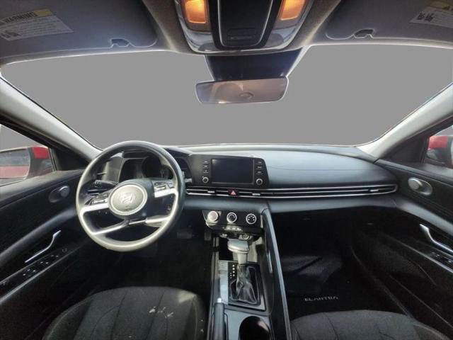 2021 Hyundai Elantra SE