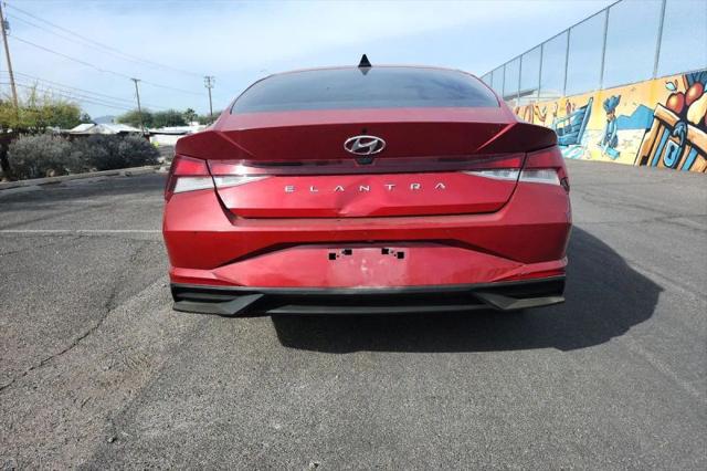 2021 Hyundai Elantra SE