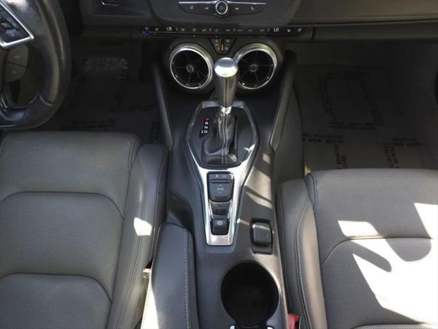 2021 Chevrolet Camaro RWD Coupe 2LT
