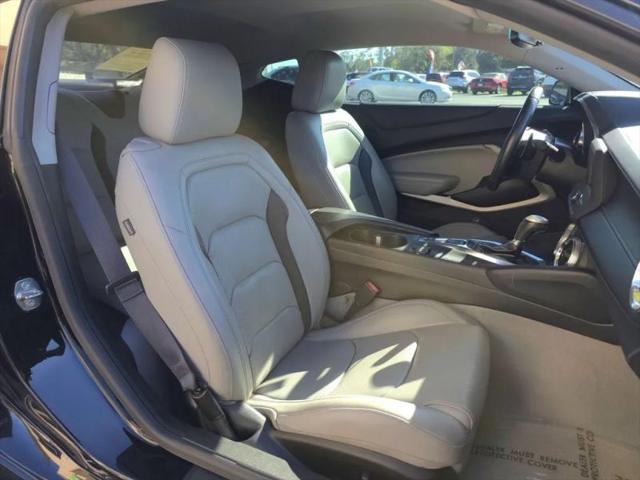 2021 Chevrolet Camaro RWD Coupe 2LT