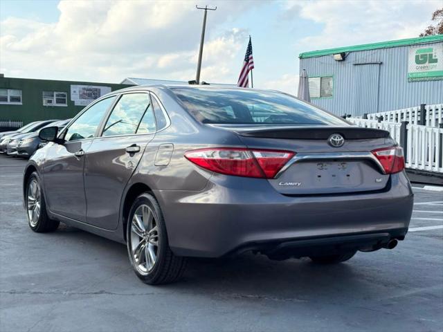 2017 Toyota Camry SE