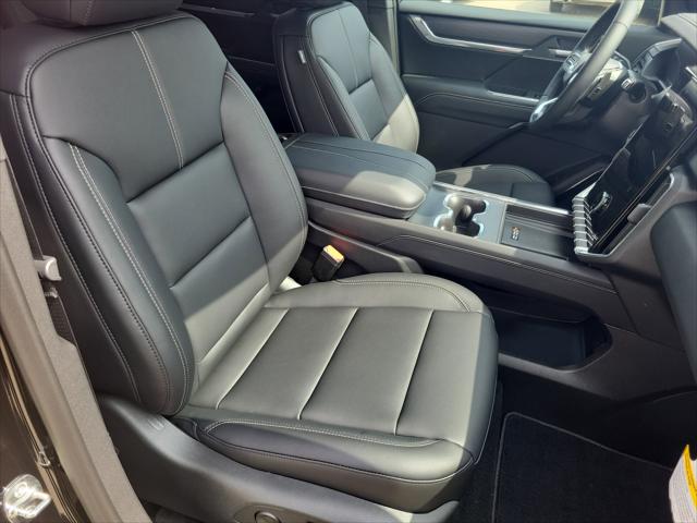 2026 GMC Acadia Elevation FWD