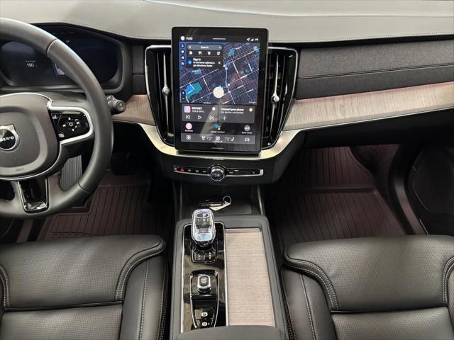 2026 Volvo XC90 Ultra, B6 AWD Gas (mild hybrid), Gasoline, Bright, 7 Seats
