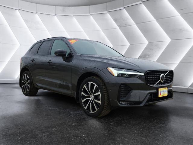2023 Volvo XC60 B5 Plus Dark Theme