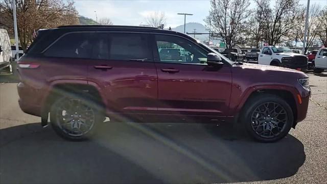 2026 Jeep Grand Cherokee Summit