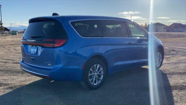 2026 Chrysler Pacifica Limited AWD