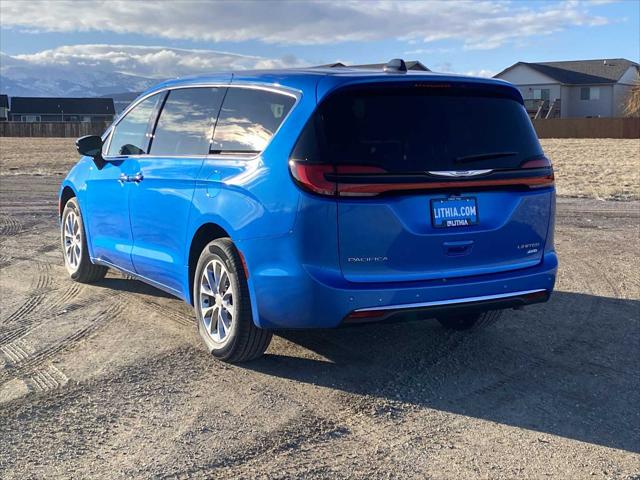 2026 Chrysler Pacifica Limited AWD