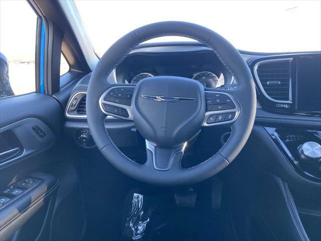 2026 Chrysler Pacifica Limited AWD