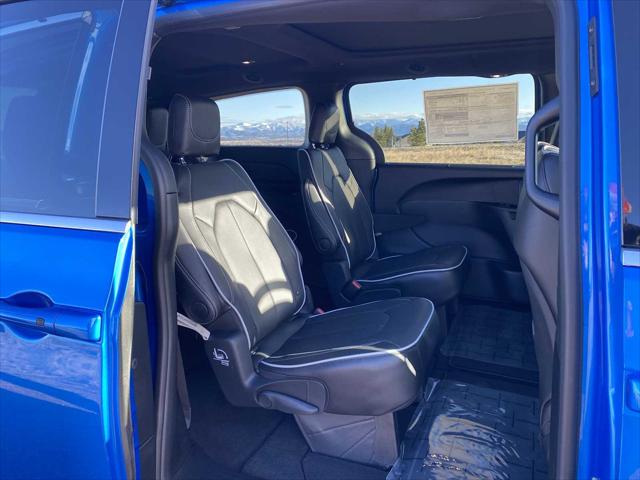 2026 Chrysler Pacifica Limited AWD