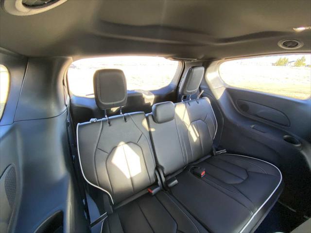 2026 Chrysler Pacifica Limited AWD