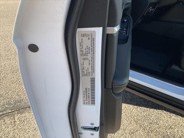 2026 Jeep Grand Cherokee L Altitude 4x4