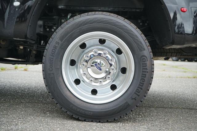 2025 Ford F-450 Platinum