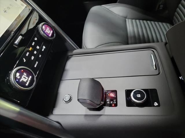2026 Land Rover Discovery Dynamic SE