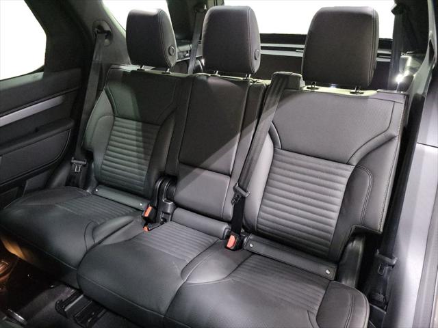 2026 Land Rover Discovery Dynamic SE