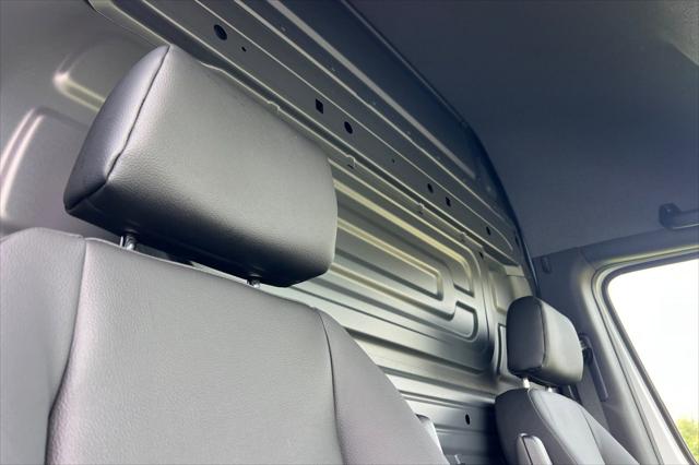 2026 Mercedes-Benz Sprinter 2500 Standard Roof 4-Cyl Diesel