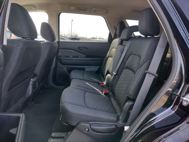 2023 Nissan Pathfinder SV 4WD