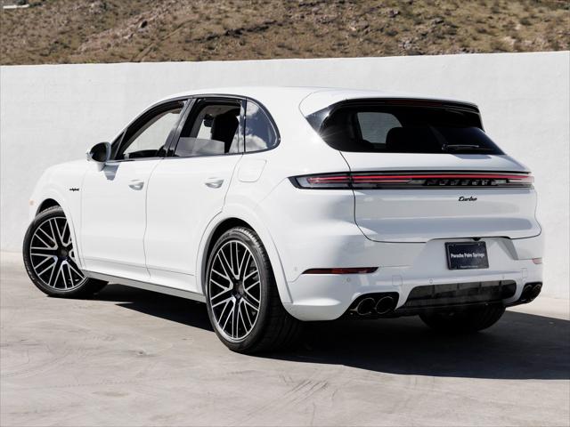 2026 Porsche Cayenne E-Hybrid Turbo