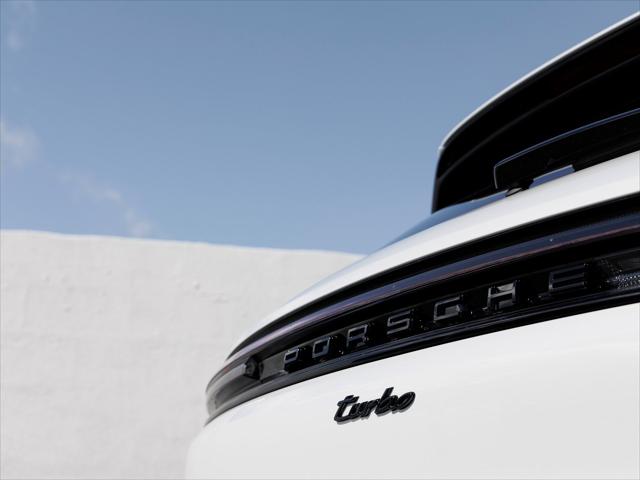 2026 Porsche Cayenne E-Hybrid Turbo