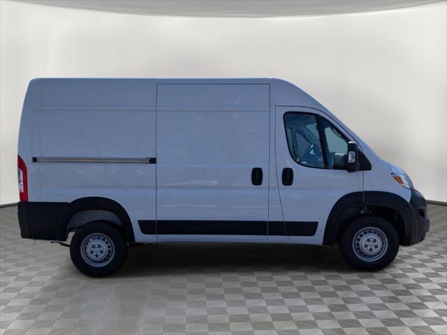 2026 Ram ProMaster Cargo Van Tradesman High Roof 136 WB w/Pass Seat