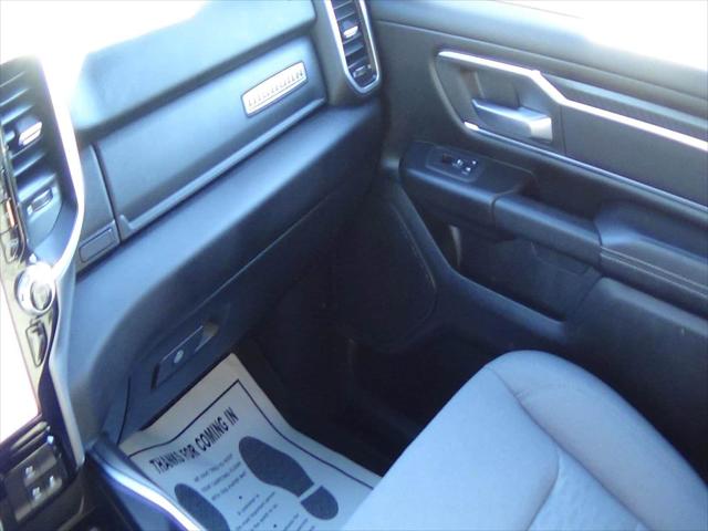 2025 Ram 1500 Big Horn Crew Cab 4x4 5'7" Box