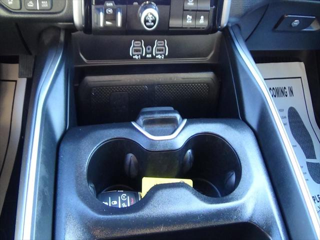2025 Ram 1500 Big Horn Crew Cab 4x4 5'7" Box