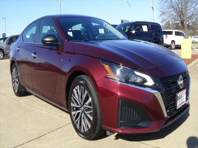 2025 Nissan Altima SV FWD