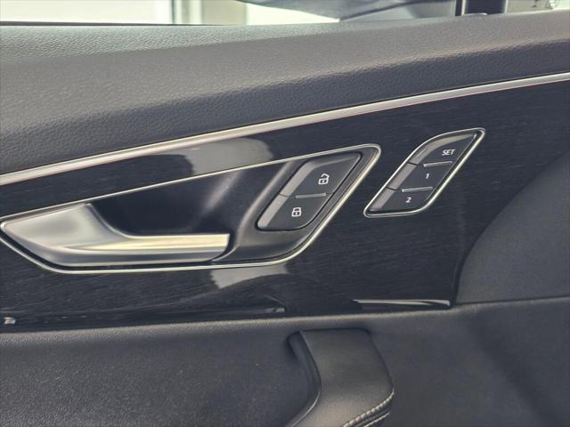 2025 Audi Q7 Premium Plus 55 TFSI quattro Tiptronic