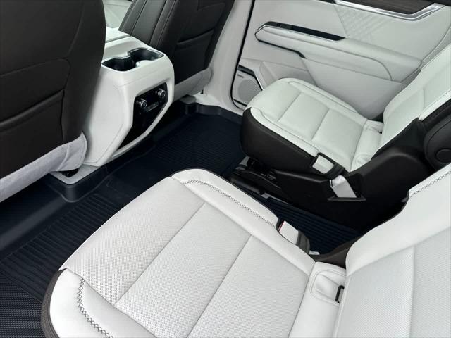2026 GMC Acadia Denali FWD