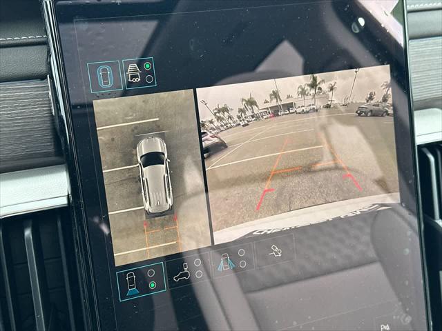 2026 GMC Acadia Denali FWD