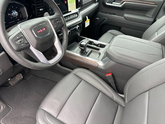 2026 GMC Sierra 1500 Crew Cab, Short Bed, SLT, RWD