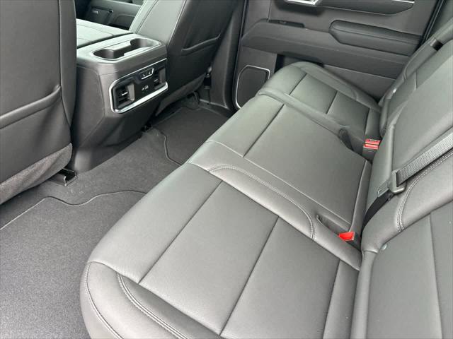 2026 GMC Sierra 1500 Crew Cab, Short Bed, SLT, RWD