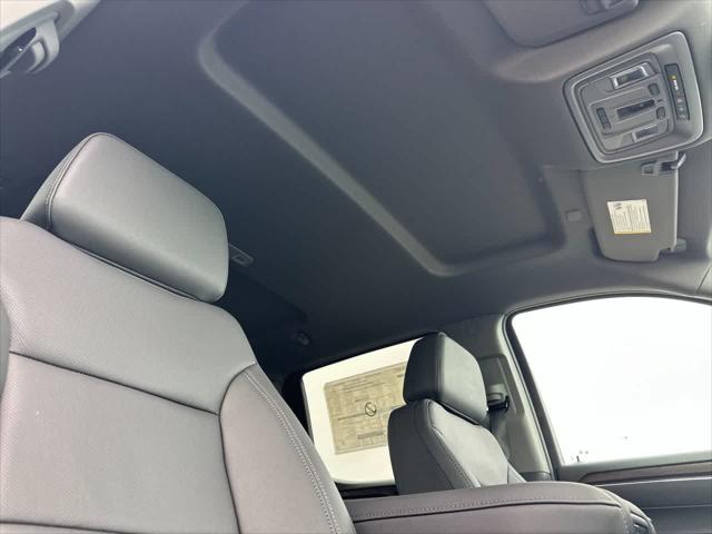 2026 GMC Sierra 1500 Crew Cab, Short Bed, SLT, RWD