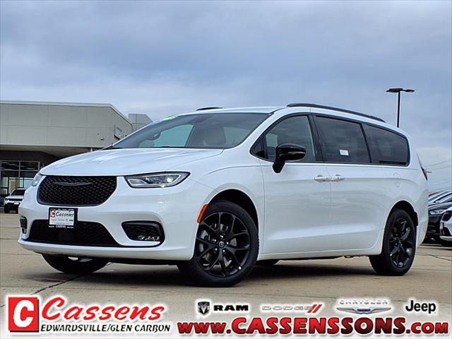 2026 Chrysler Pacifica PACIFICA SELECT AWD