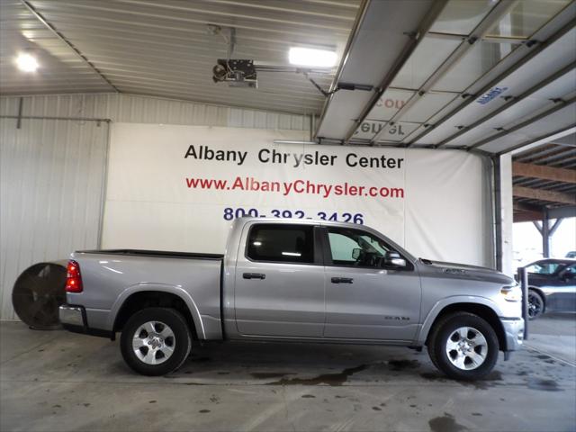 2025 Ram 1500 Big Horn Crew Cab 4x4 5'7" Box