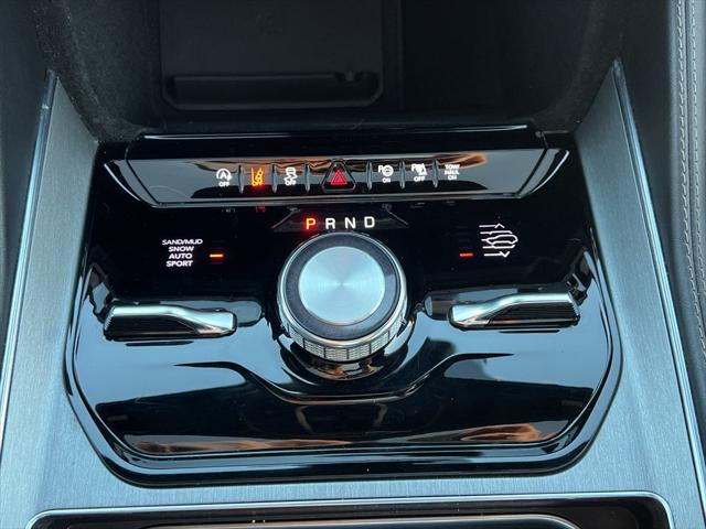 2023 Jeep Wagoneer Series II Carbide 4x4