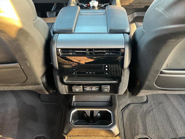 2023 Jeep Wagoneer Series II Carbide 4x4